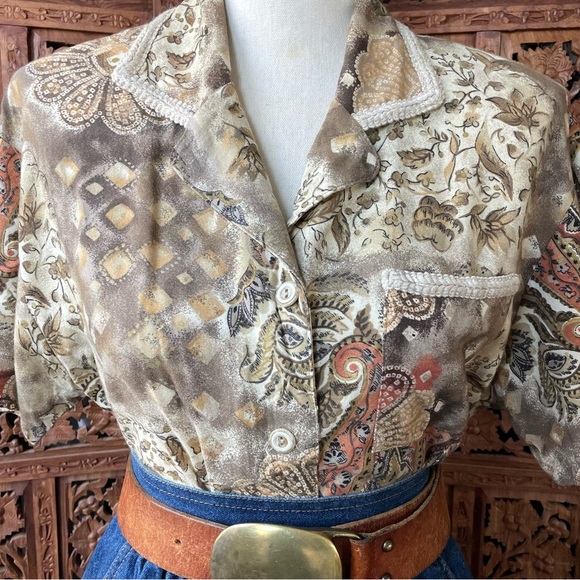 Vintage Paisley Floral Printed Button Down Blouse with Crochet Trim Boho Western - Picture 2 of 12